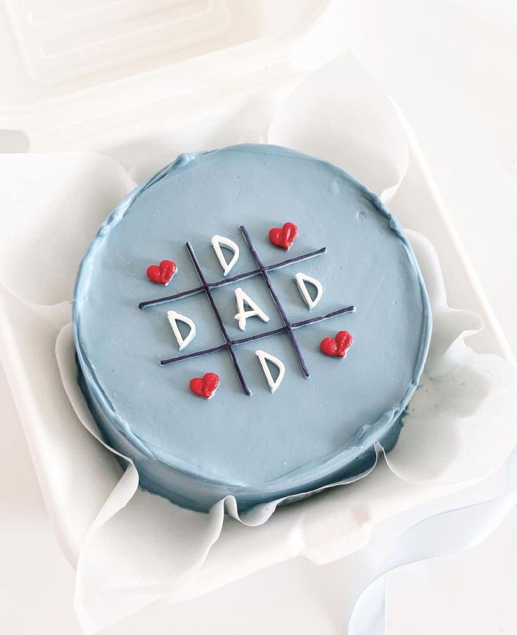 ایده کیک ساده و مینیمال برای روز پدر
