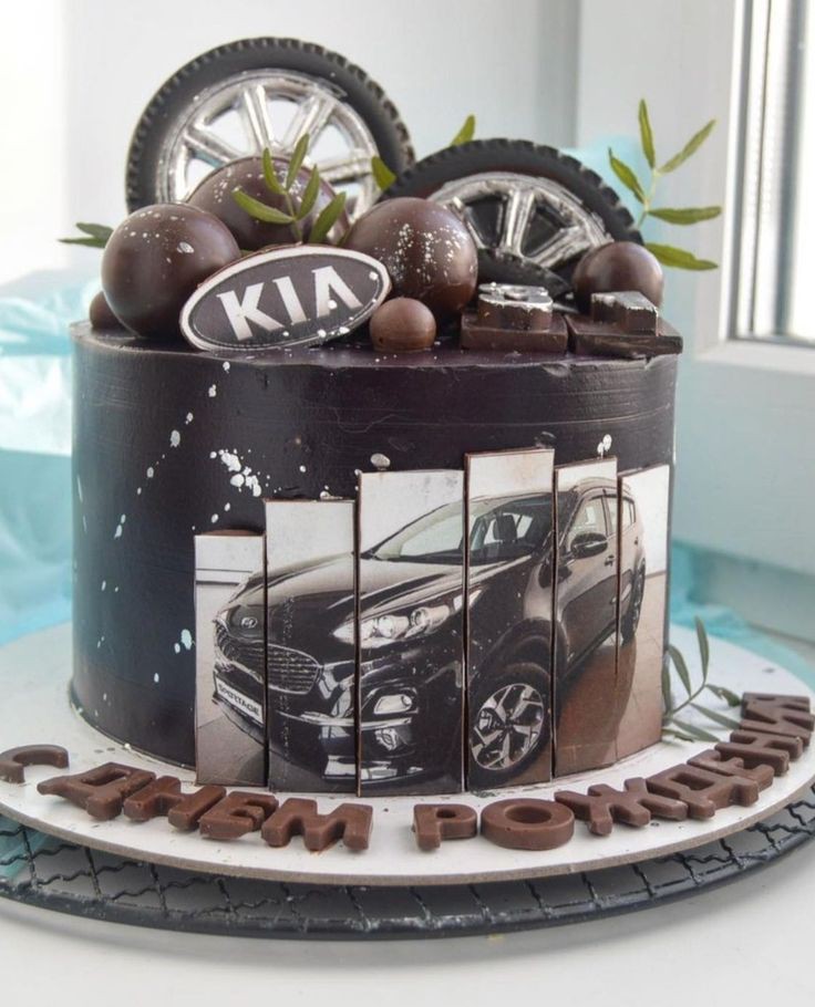 ایده کیک برای آقایان علاقه مند به ماشین
