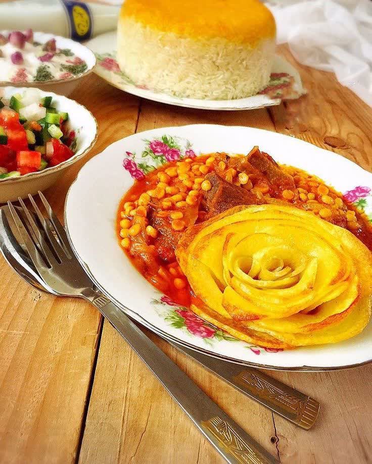 تزئین خورشت قیمه