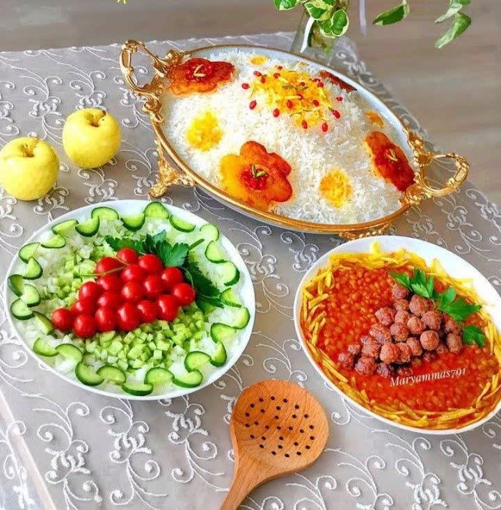 تزئین مجلسی خورشت قیمه